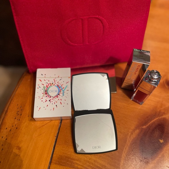 Dior Red Pouch Makeup Collection New - Picture 4 of 10